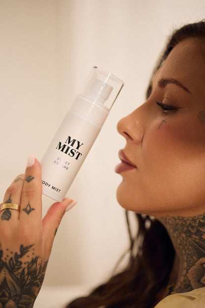 Deynn Cosmetics Mgiełka do ciała MY MIST SWEET ESCAPE — opakowanie